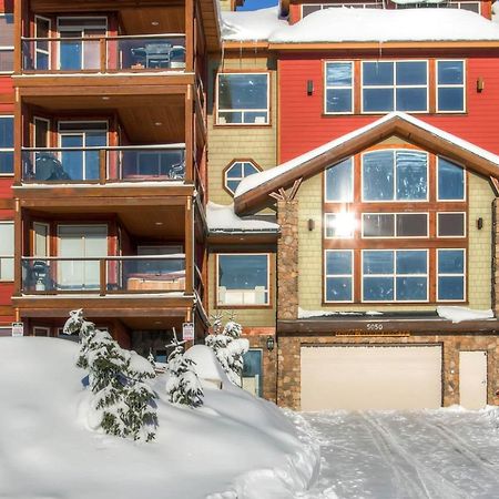 Snowbirds Villa Big White Ski Resort Bagian luar foto